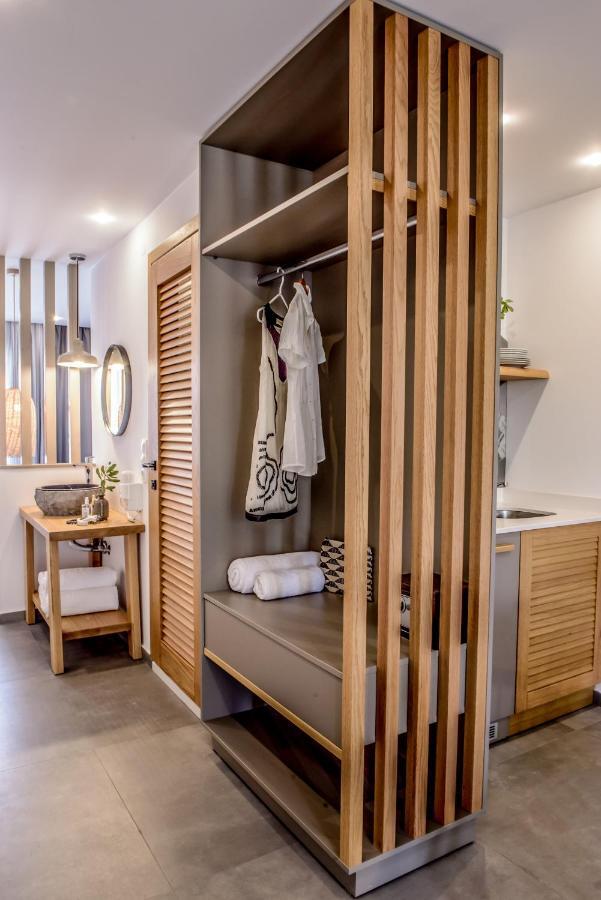 Laia Seafront Luxury Apartments Agia Pelagia Екстериор снимка