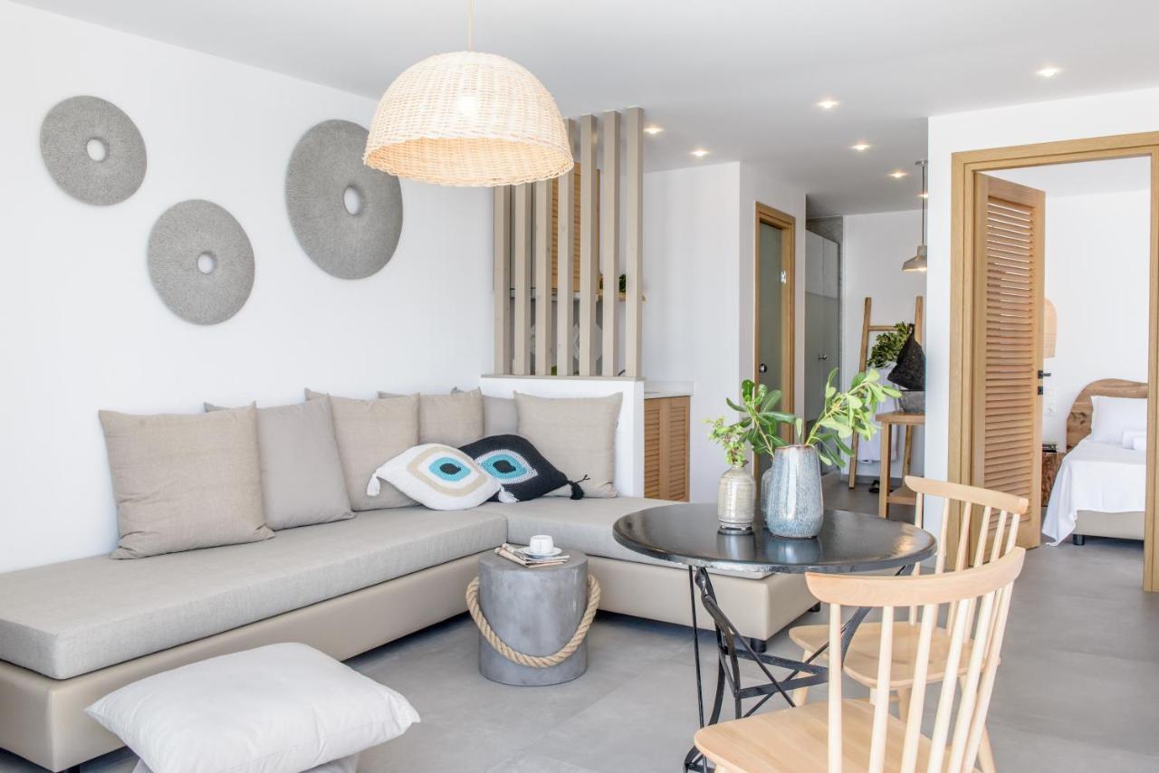 Laia Seafront Luxury Apartments Agia Pelagia Екстериор снимка