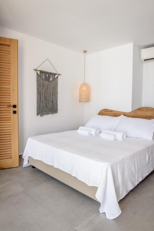 Laia Seafront Luxury Apartments Agia Pelagia Екстериор снимка